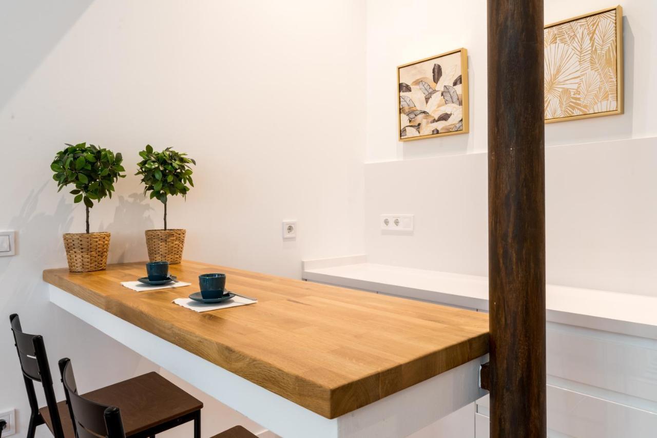 סביליה Puerta Real Home Apartment 1 מראה חיצוני תמונה